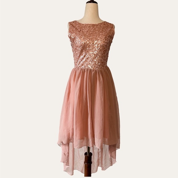 Boohoo Dresses & Skirts - NWT Boohoo Jess Sequin Top Open Back Chiffon Blush Pink Ballerina High Low Dress